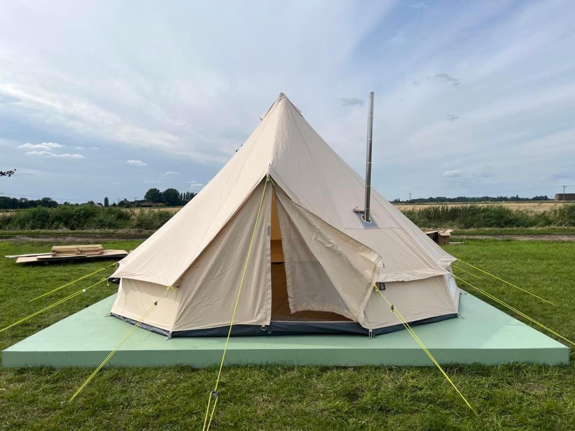 فيلا Boyce Fen Farm Retreat Glamping & Fishery ويزبيتش المظهر الخارجي الصورة