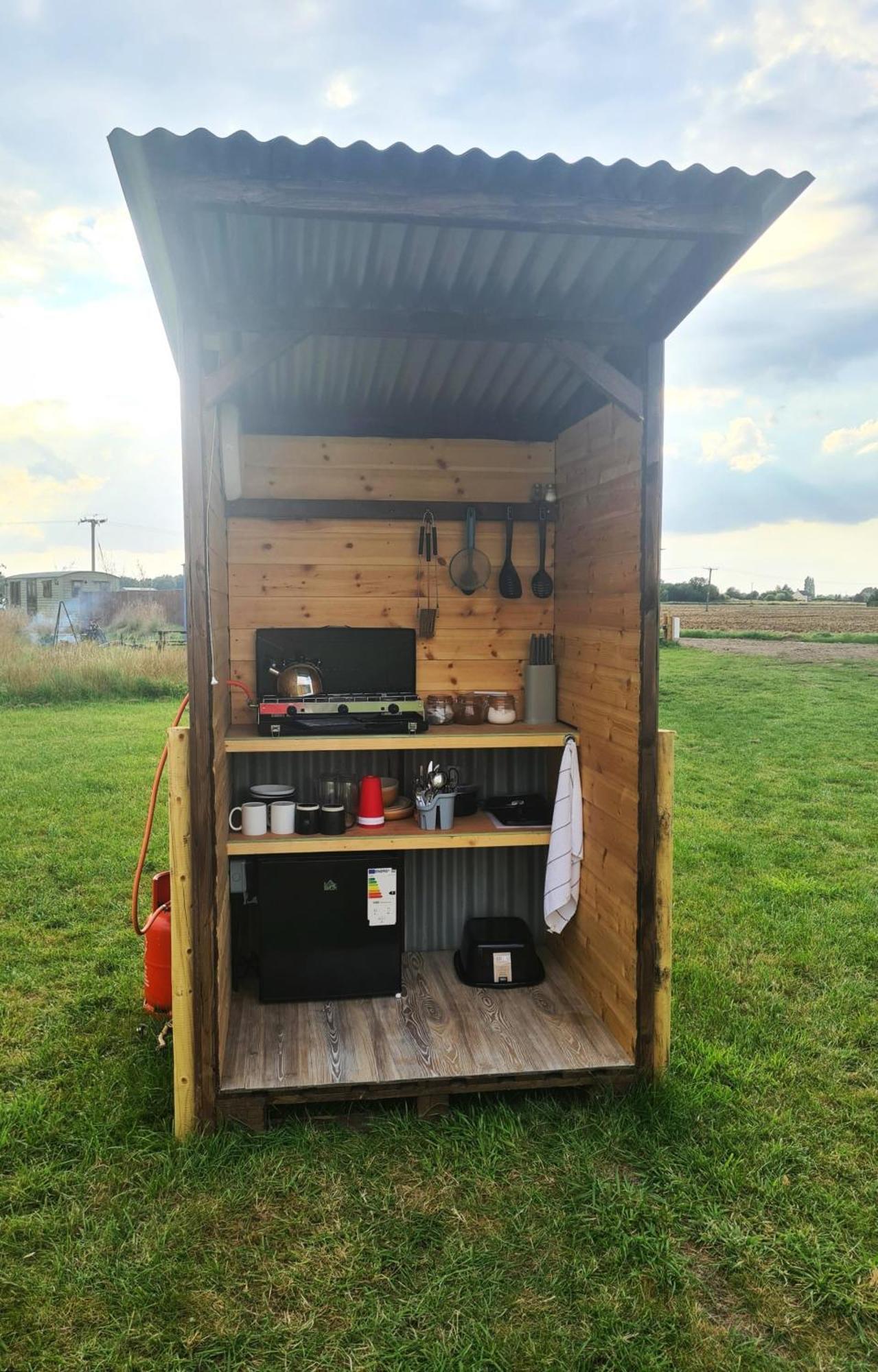 فيلا Boyce Fen Farm Retreat Glamping & Fishery ويزبيتش المظهر الخارجي الصورة