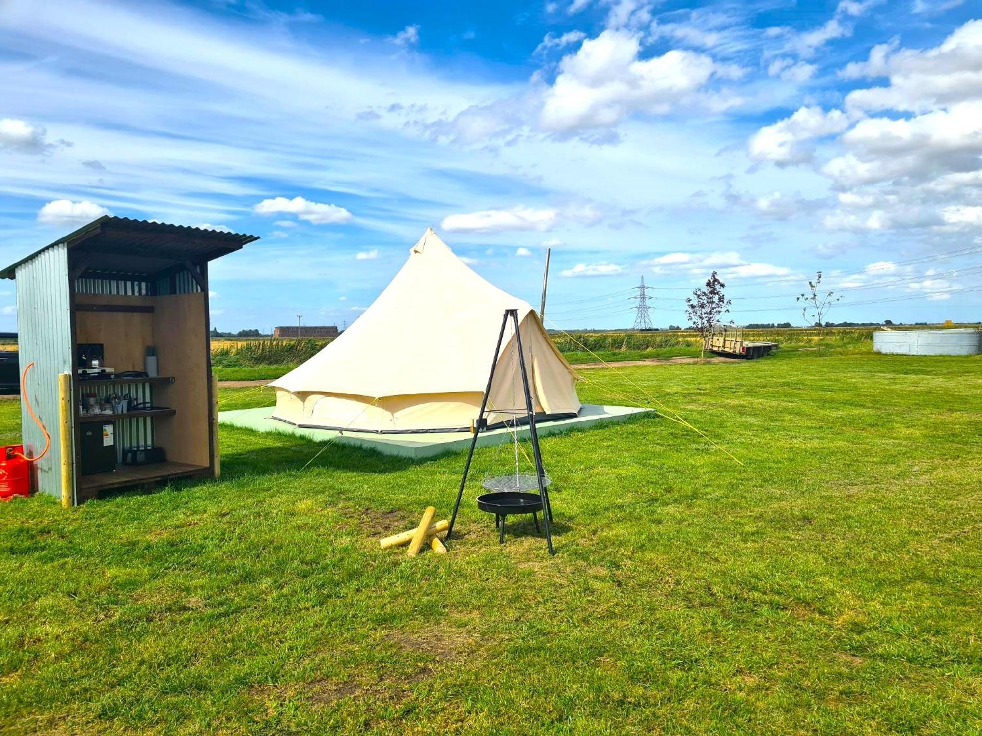 فيلا Boyce Fen Farm Retreat Glamping & Fishery ويزبيتش المظهر الخارجي الصورة